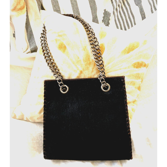 Brown Pony Hair, Chain Bag Designer Principessa, Adriana wore in Sopranos S5Ep12 - Picture 13 of 16